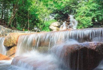 VĂN MIẾU TRẤN BIÊN | SUÔI THÁC NHÂN TẠO THỦY CHÂU